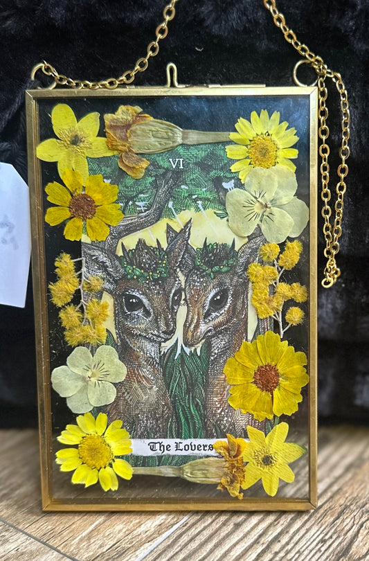 VI The Lovers : Taylor Bryn Tarot Art
