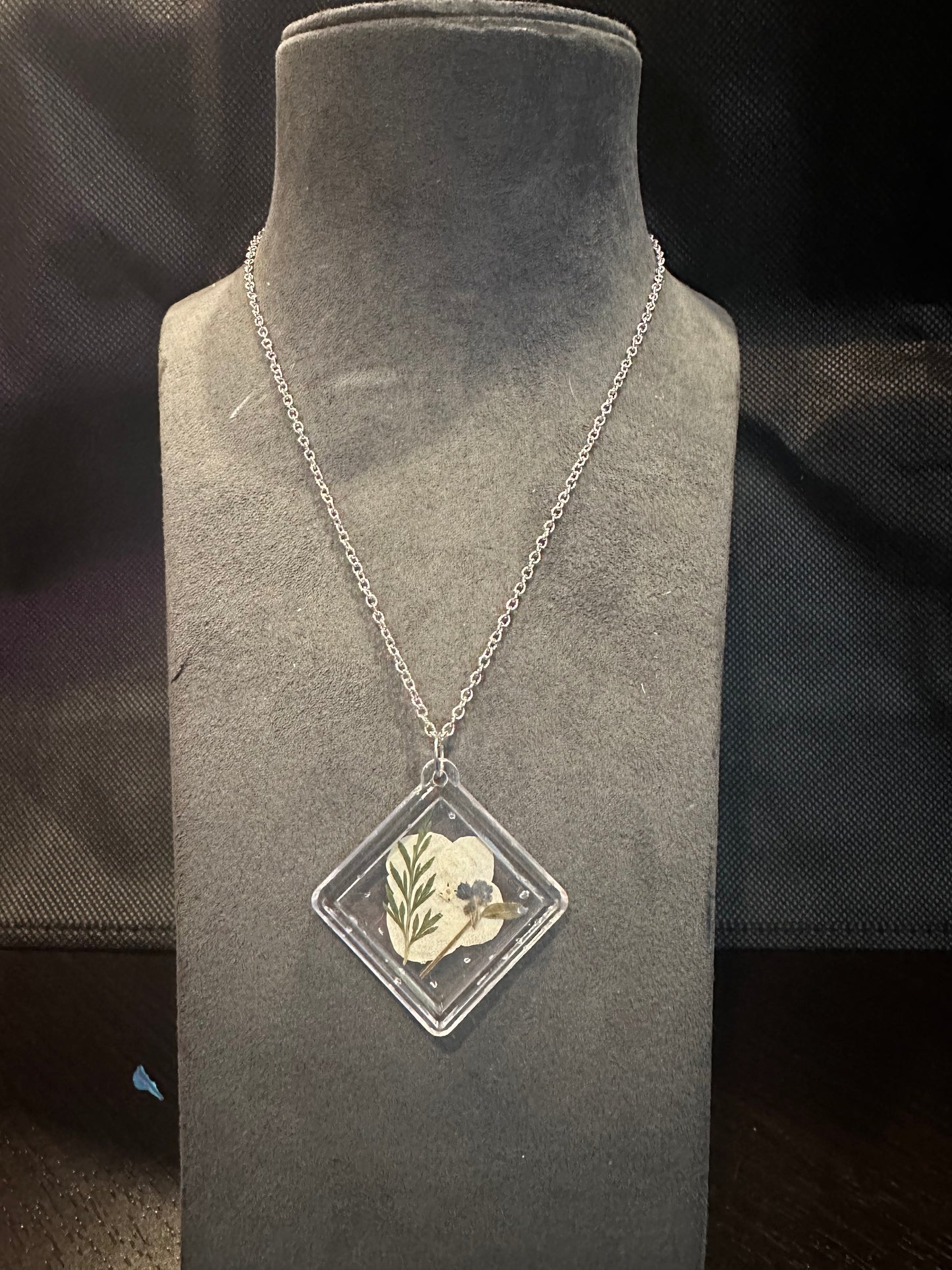 Necklace - silver chain A