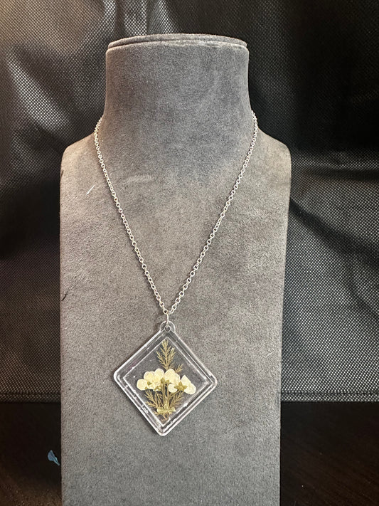 Necklace - silver chain C