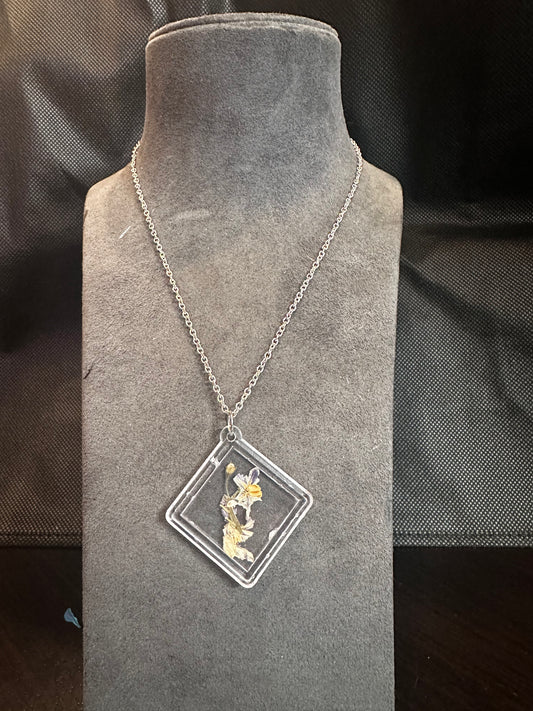 Necklace - silver chain H